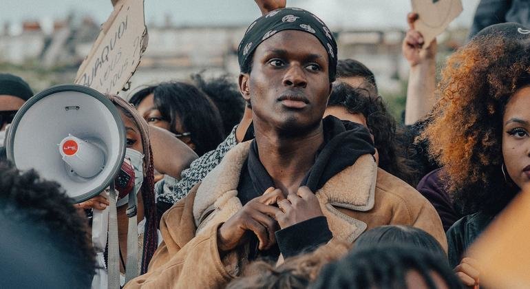 Des experts de l'ONU sur les personnes d'ascendance africaine en visite en France pour évaluer la situation
